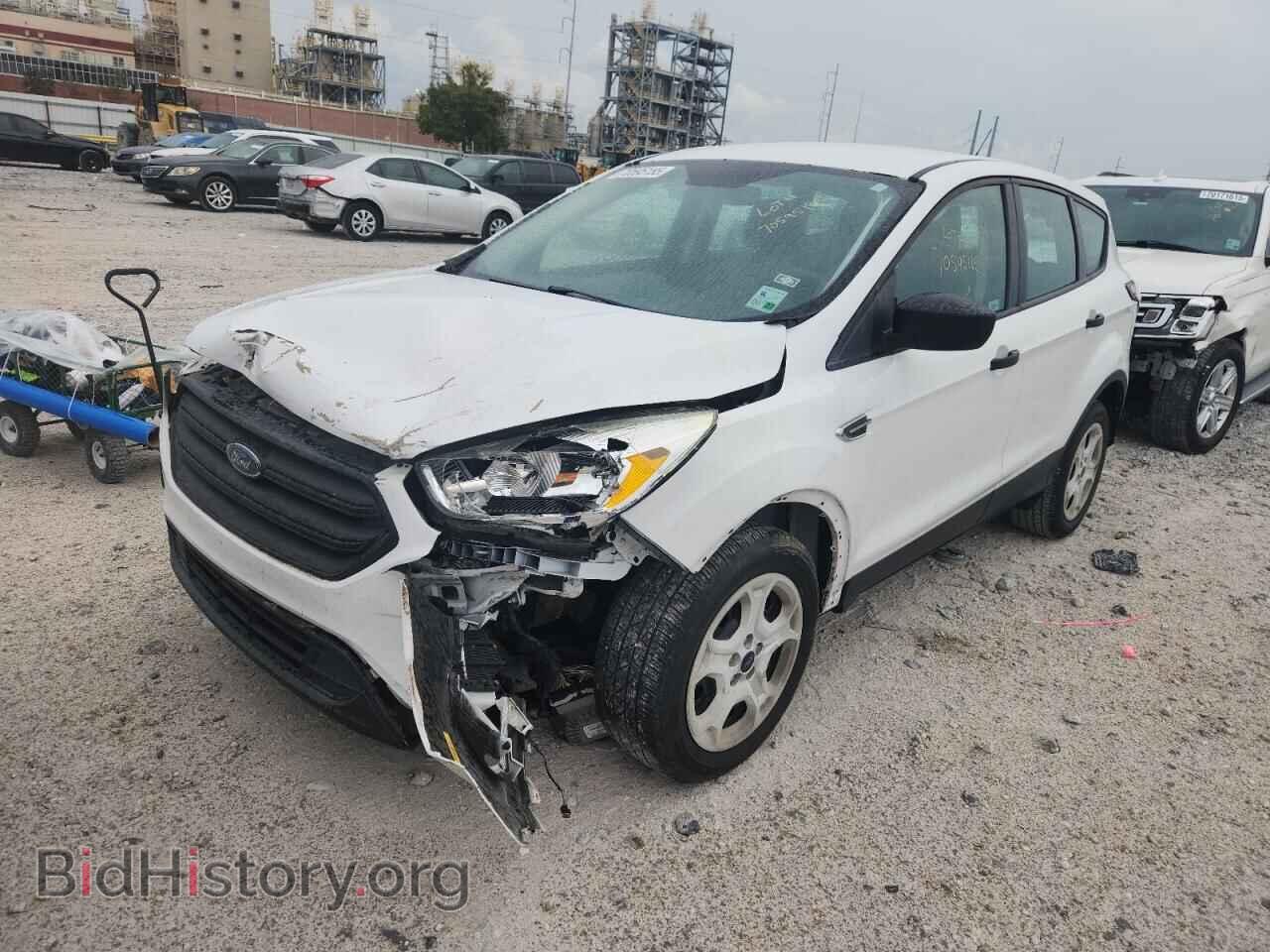 Фотография 1FMCU0F76HUC37291 - FORD ESCAPE 2017