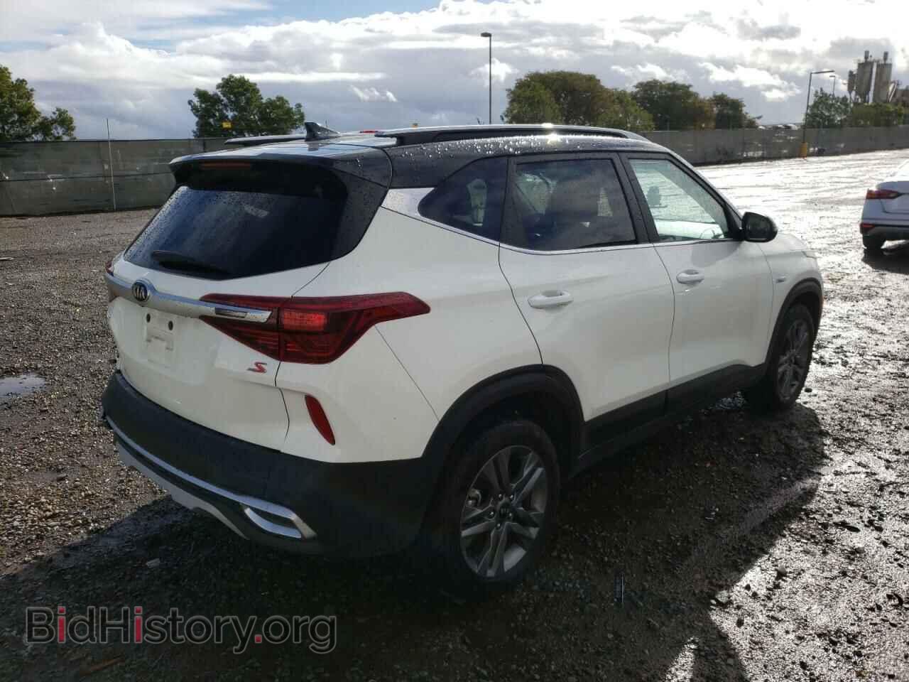 2021 KIA SELTOS - VIN: KNDEUCAA6M7194579 - Фото 4