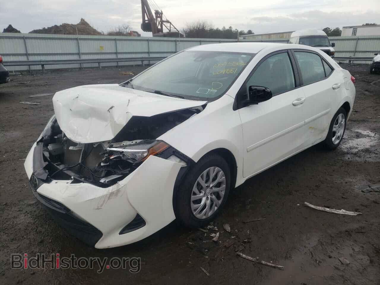 2017 TOYOTA COROLLA - VIN: 5YFBURHE2HP654887 - Фото 2