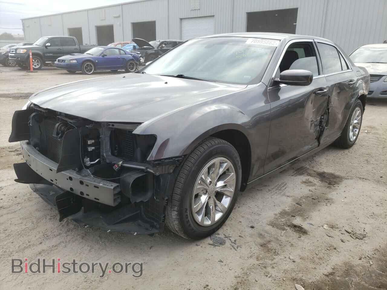 Фотография 2C3CCAAG4JH137305 - CHRYSLER 300 2018