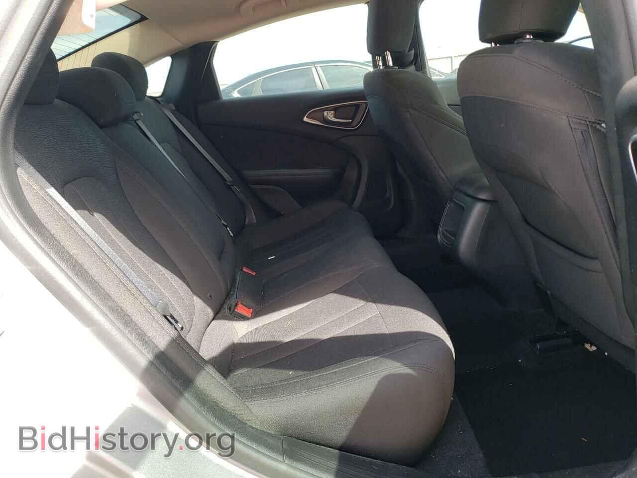 2016 CHRYSLER 200 - VIN: 1C3CCCAB4GN142231 - Фото 10