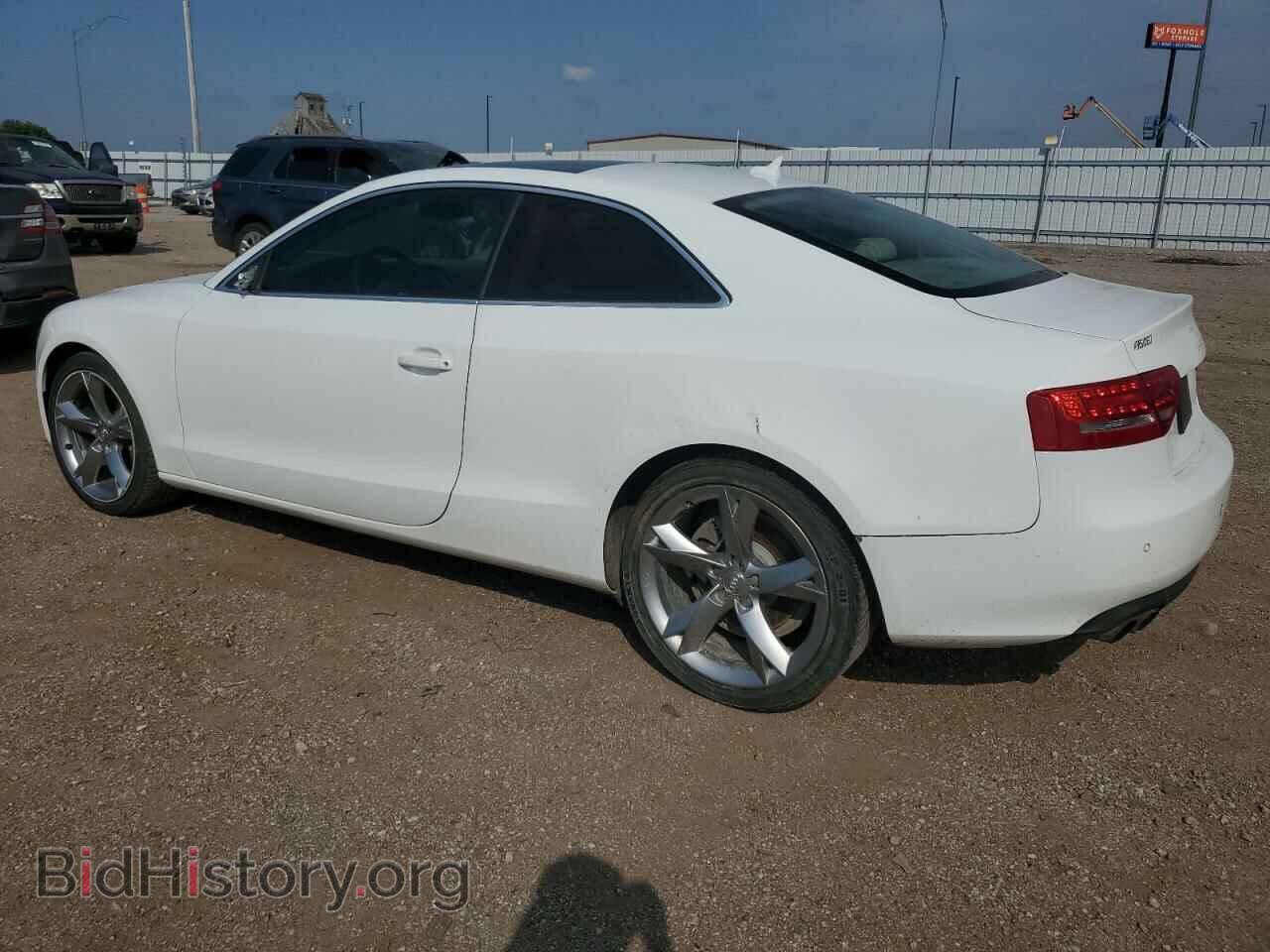 2011 AUDI A5 - VIN: WAULFAFR8BA030641 - Photo 2