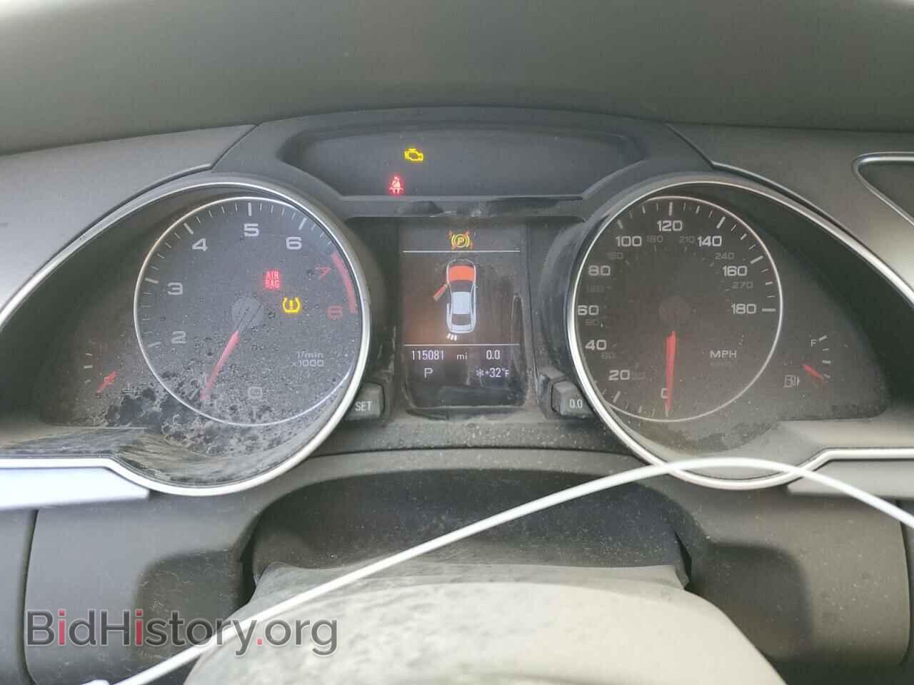 2011 AUDI A5 - VIN: WAULFAFR8BA030641 - Photo 9