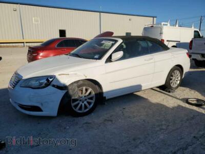 2013 Chrysler 200 Touring, white — VIN 1C3BCBEG4DN718536, Copart