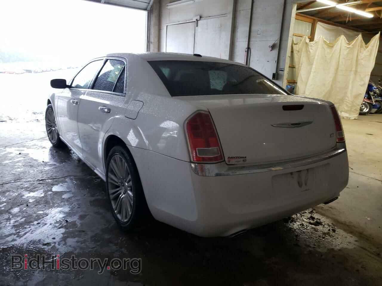 2011 CHRYSLER 300 - VIN: 2C3CA5CG8BH592623 - Фото 3