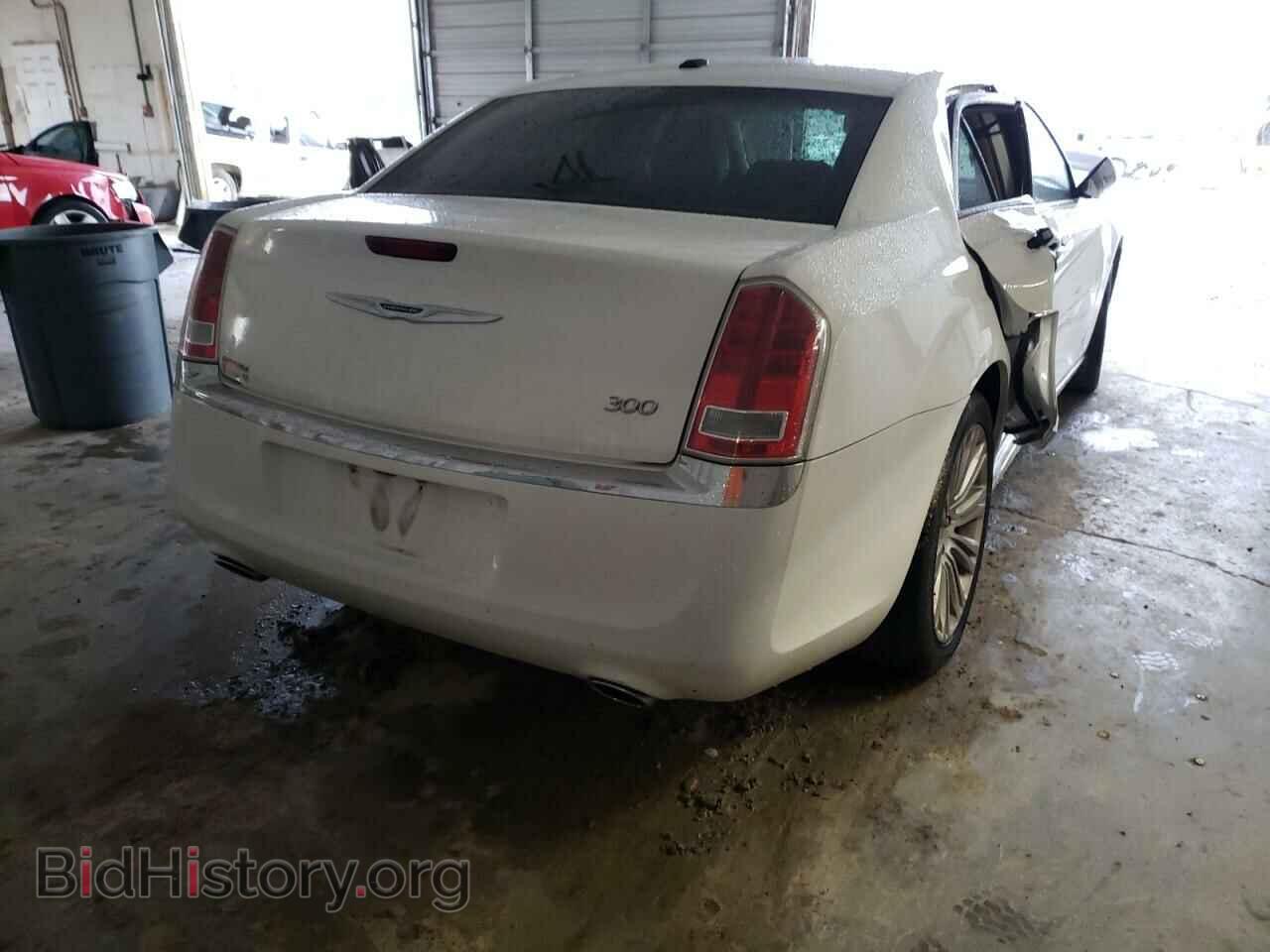 2011 CHRYSLER 300 - VIN: 2C3CA5CG8BH592623 - Фото 4