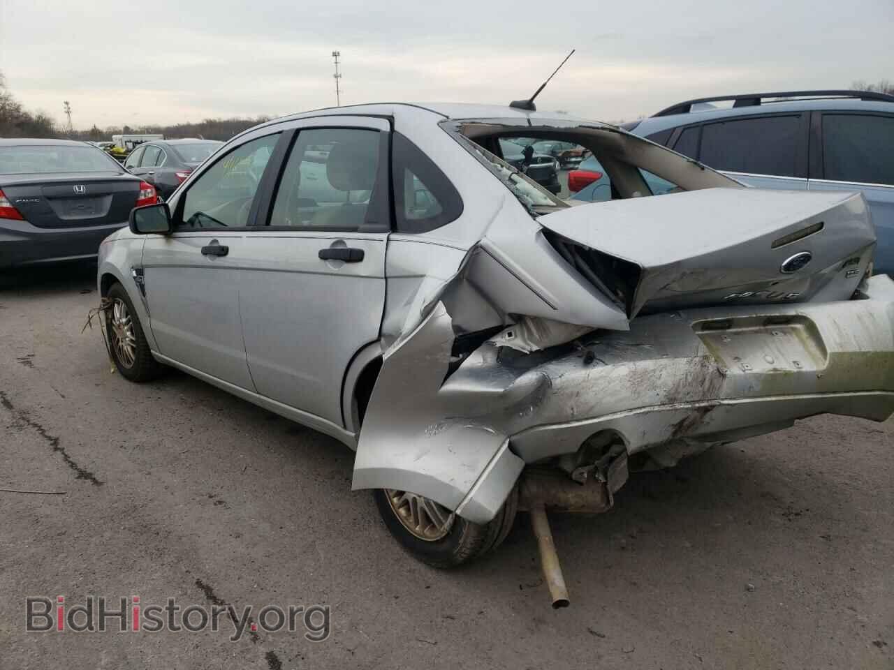 2008 FORD FOCUS - VIN: 1FAHP35N28W137184 - Фото 2