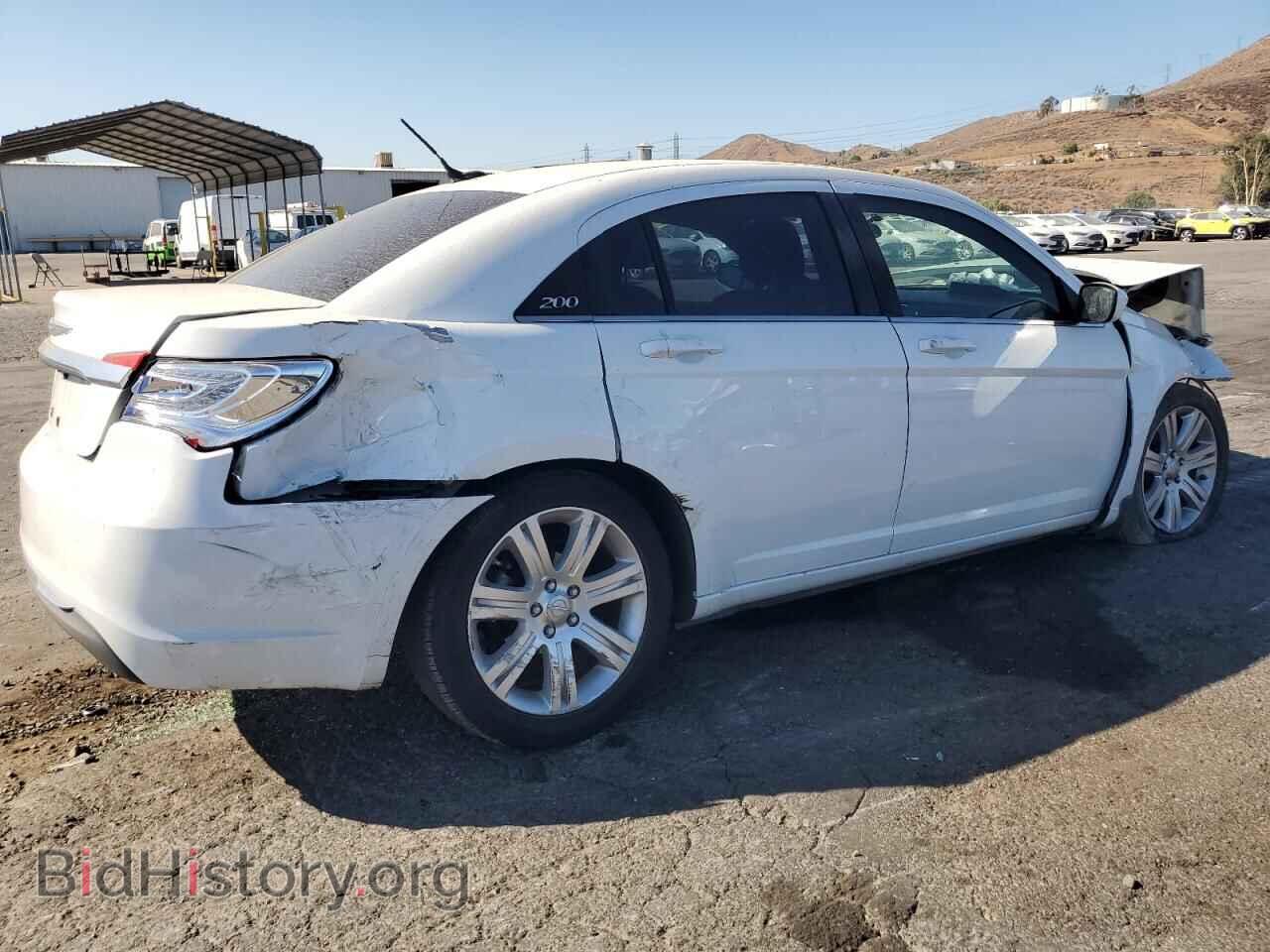 2013 CHRYSLER 200 - VIN: 1C3CCBAB9DN647218 - Фото 3