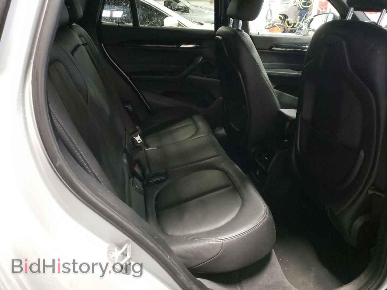2016 BMW X1 - VIN: WBXHT3C35G5E52403 - Фото 6
