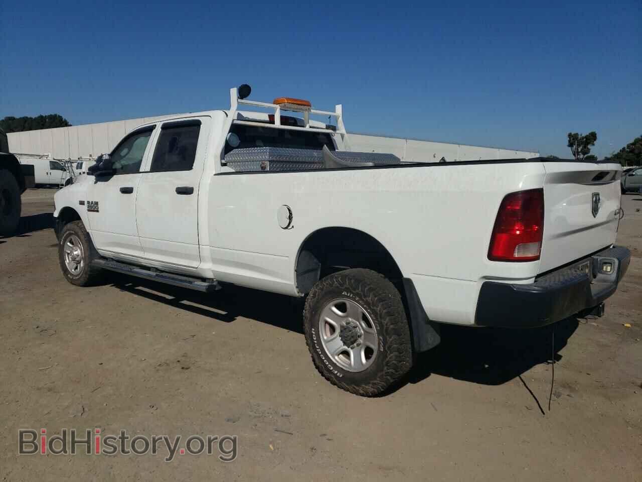 2014 RAM All Models - VIN: 3C6TR5HT6EG218050 - Фото 2