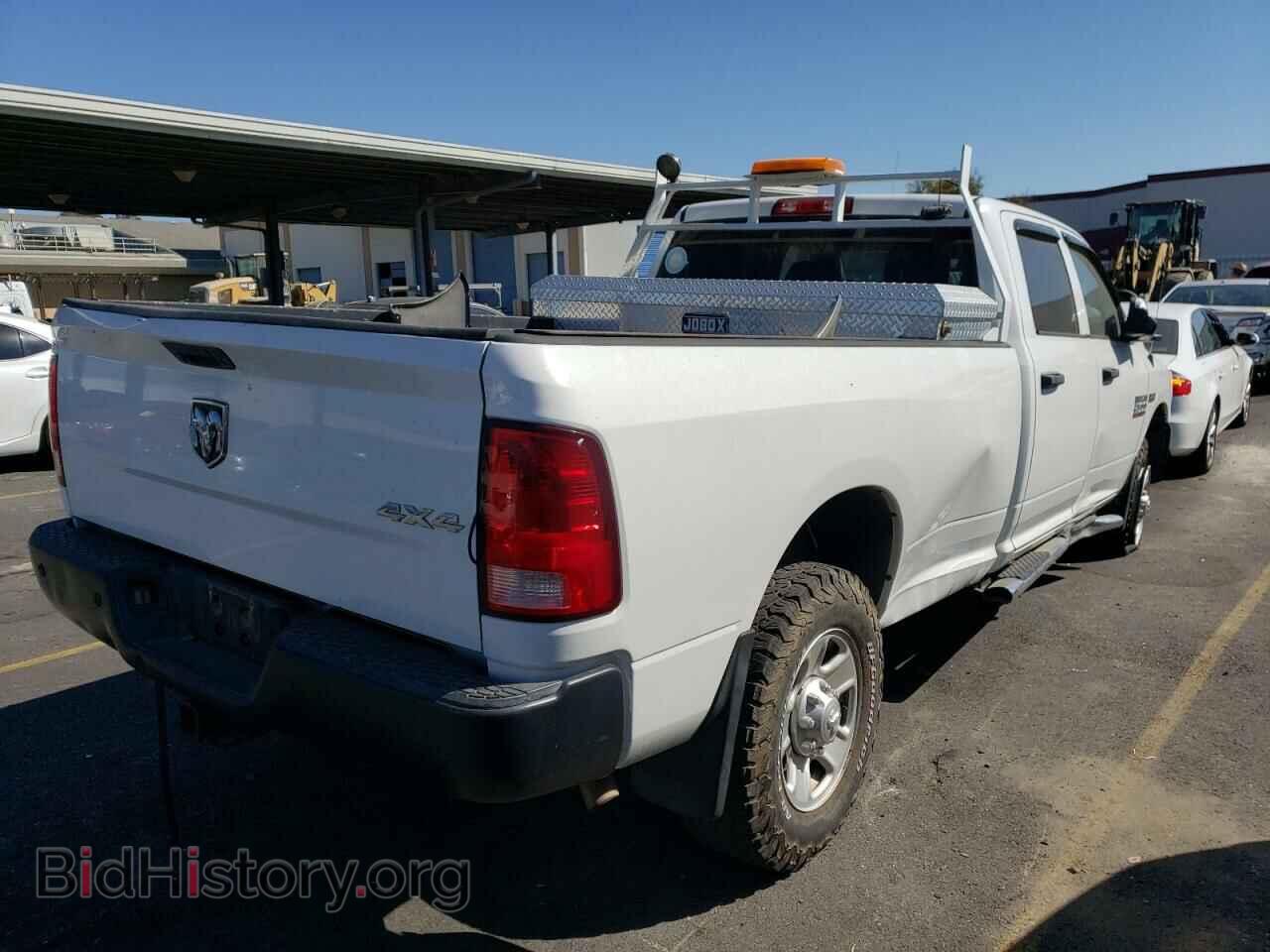 2014 RAM All Models - VIN: 3C6TR5HT6EG218050 - Фото 3