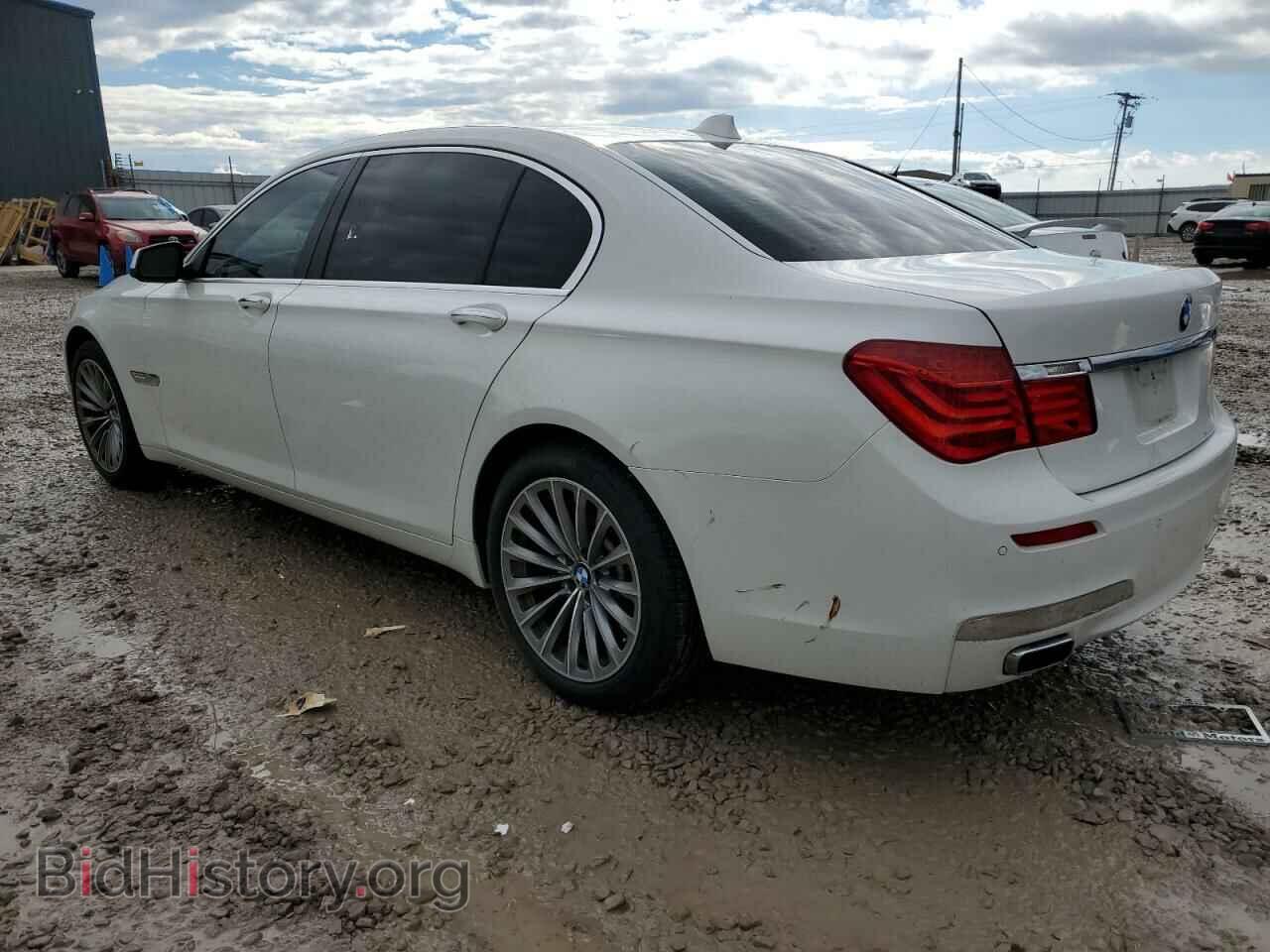 2012 BMW 7 SERIES - VIN: WBAKB4C59CC575618 - Фото 2