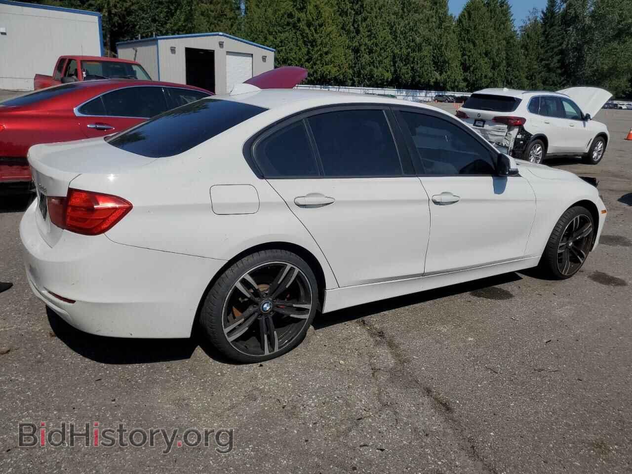 2013 BMW 3 SERIES - VIN: WBA3B3C55DF534241 - Фото 3