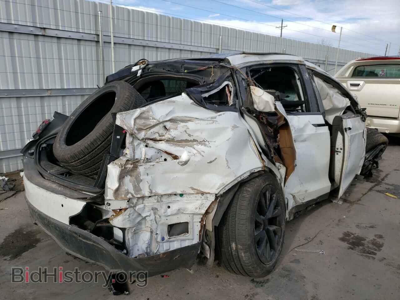 2022 TESLA MODEL X - VIN: 7SAXCBE69NF339074 - Фото 3