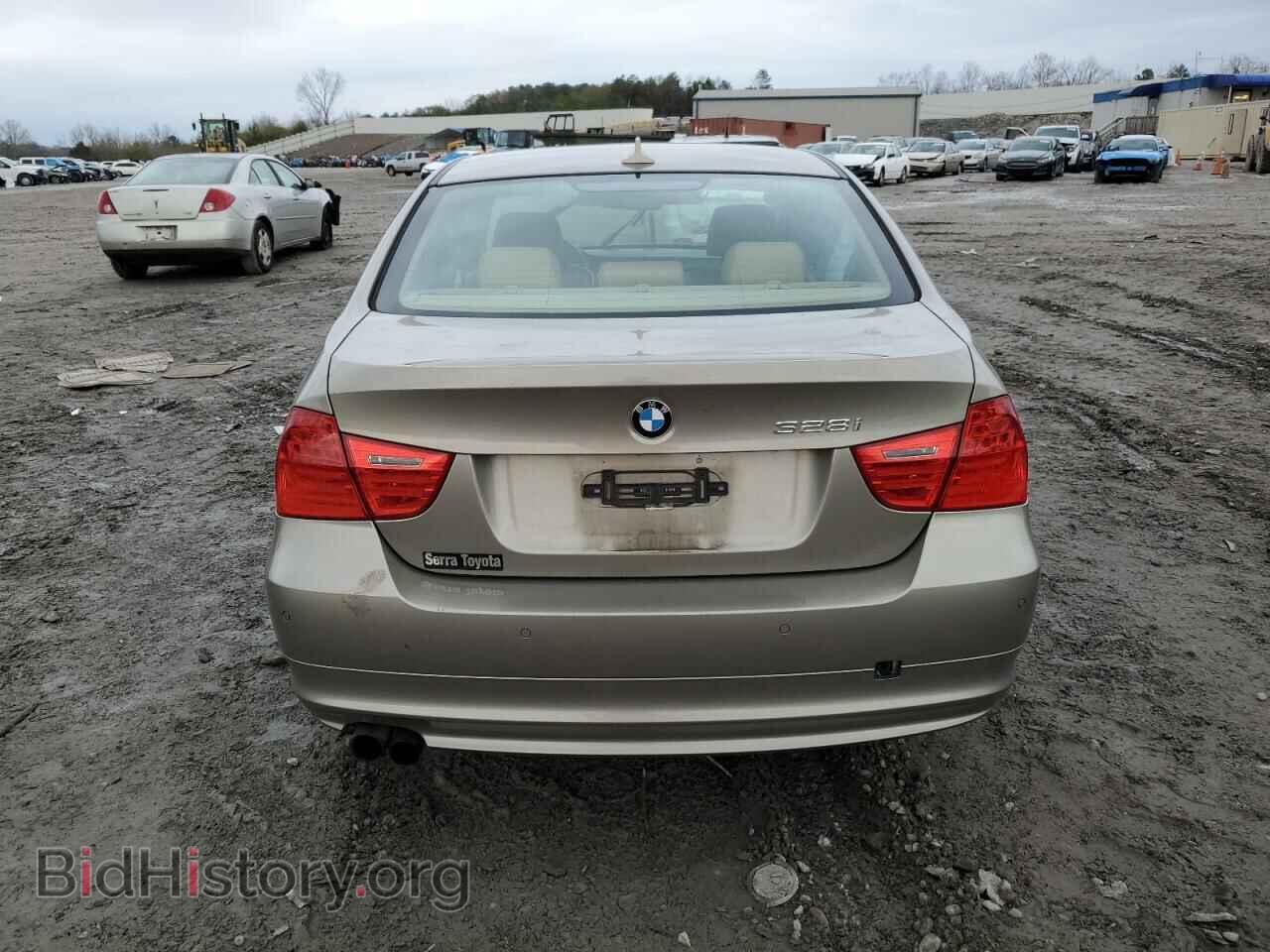 2011 BMW 3 SERIES - VIN: WBAPH7C50BE852486 - Фото 6