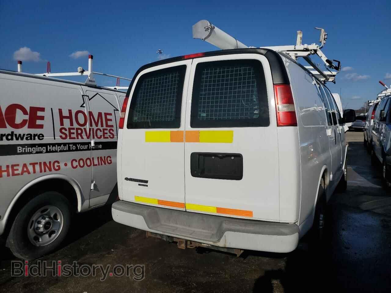 2013 CHEVROLET EXPRESS - VIN: 1GCWGFCAXD1903768 - Фото 3