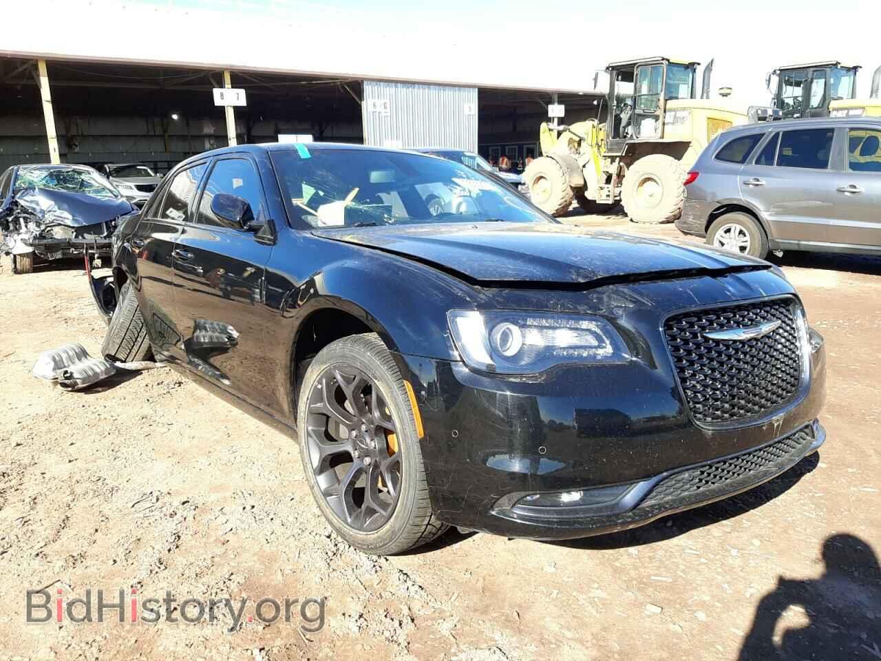Фотография 2C3CCABG0KH603523 - CHRYSLER 300 2019