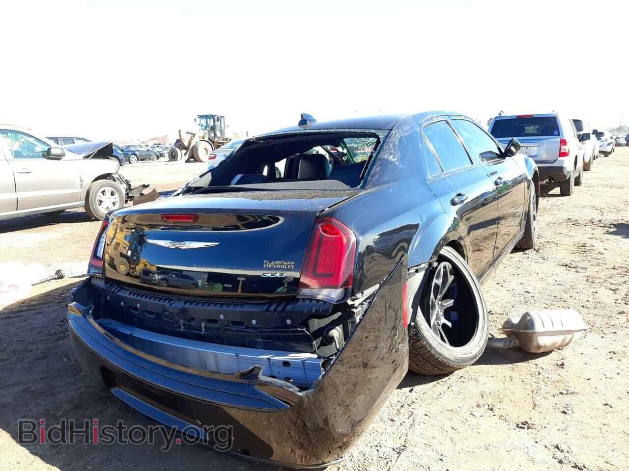 2019 CHRYSLER 300 - VIN: 2C3CCABG0KH603523 - Фото 4