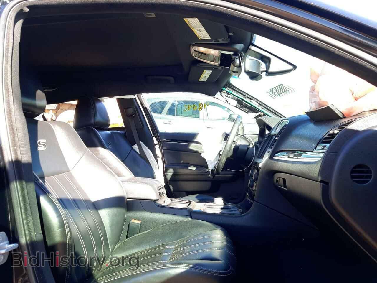 2019 CHRYSLER 300 - VIN: 2C3CCABG0KH603523 - Фото 5
