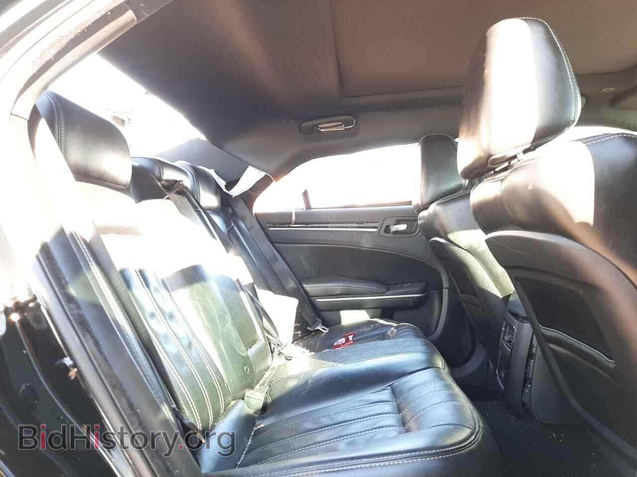 2019 CHRYSLER 300 - VIN: 2C3CCABG0KH603523 - Фото 6