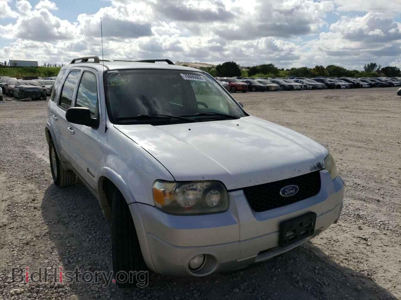 2007 FORD ESCAPE - VIN: 1FMCU59H17KB61586 - Фото 4