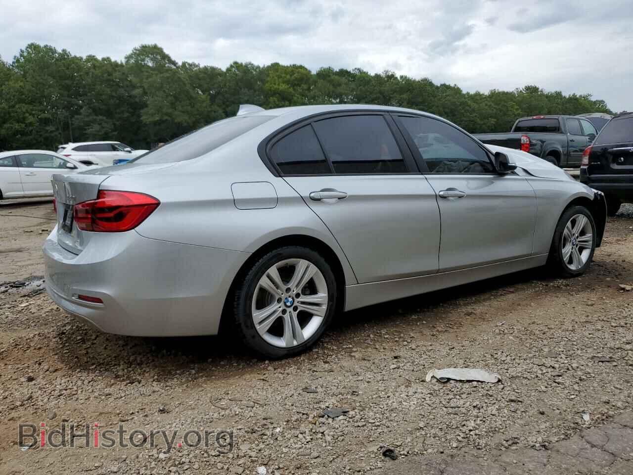 2018 BMW 3 SERIES - VIN: WBA8A9C58JAH12988 - Фото 3