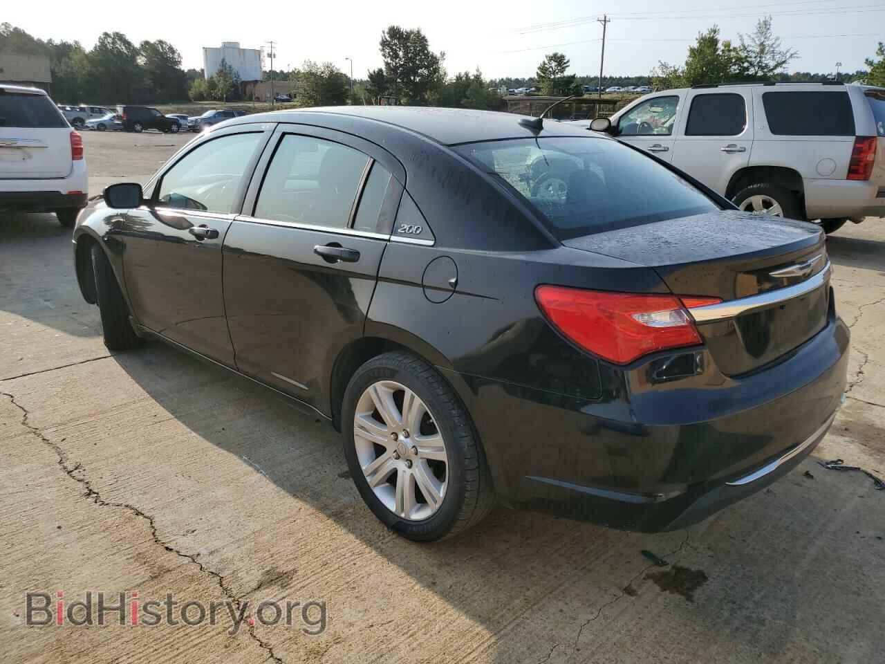 2013 CHRYSLER 200 - VIN: 1C3CCBBB4DN734748 - Фото 2