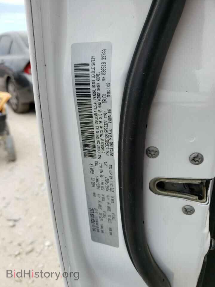 2018 RAM 1500 - VIN: 1C6RR6FG9JS263377 - Фото 10