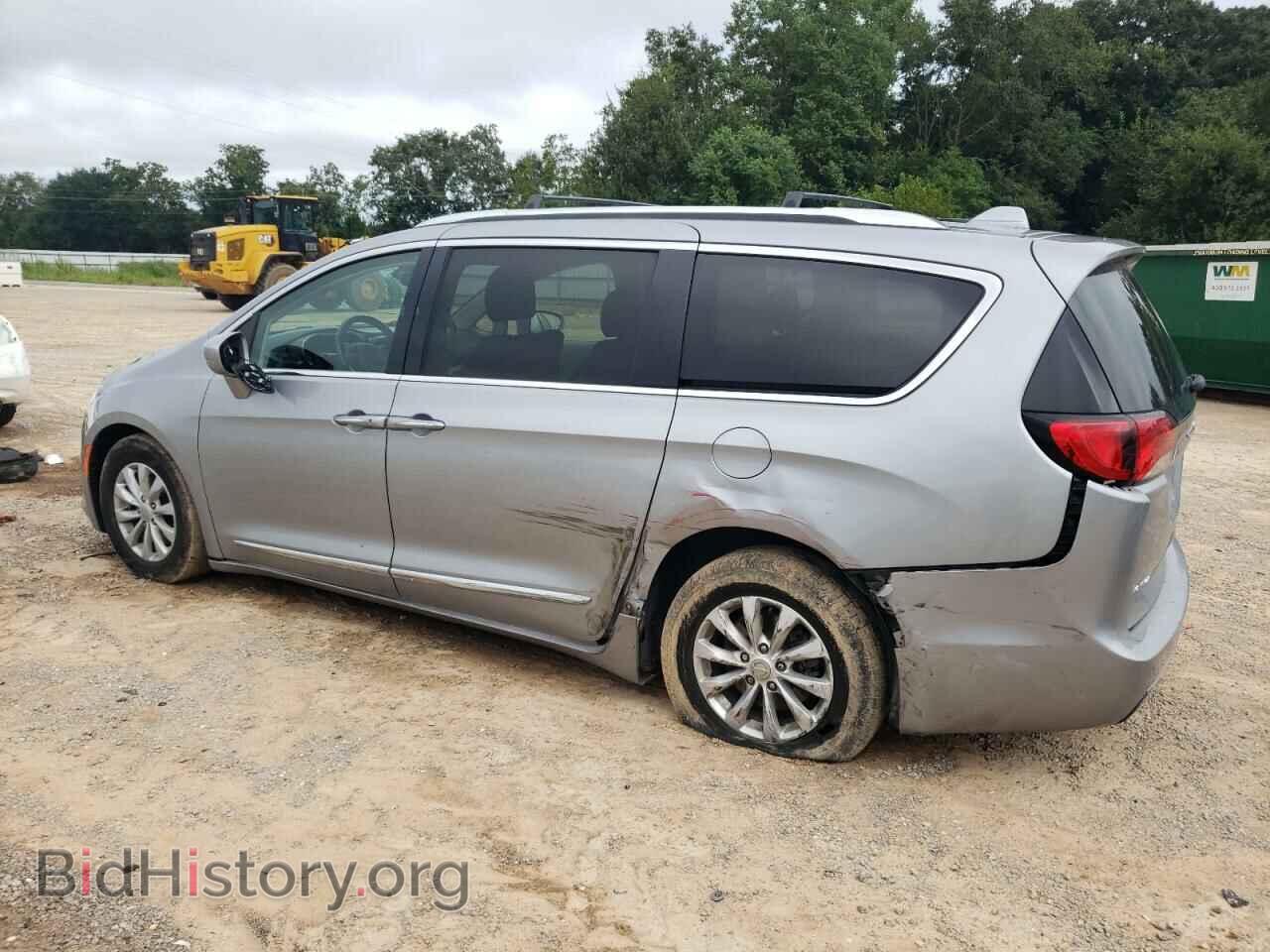 2018 CHRYSLER PACIFICA - VIN: 2C4RC1EG6JR322417 - Фото 2