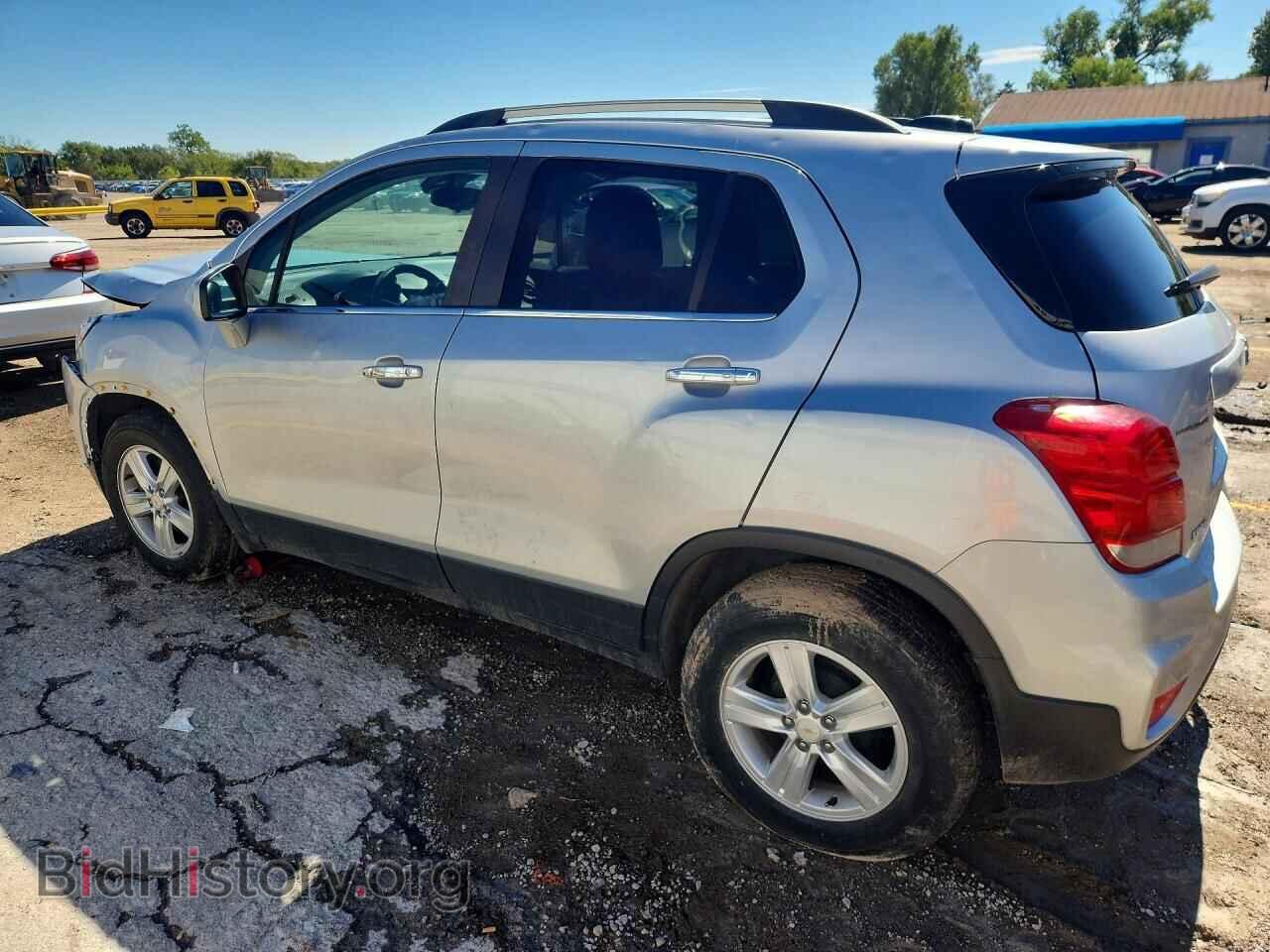 2017 CHEVROLET TRAX - VIN: KL7CJLSB2HB161084 - Photo 2