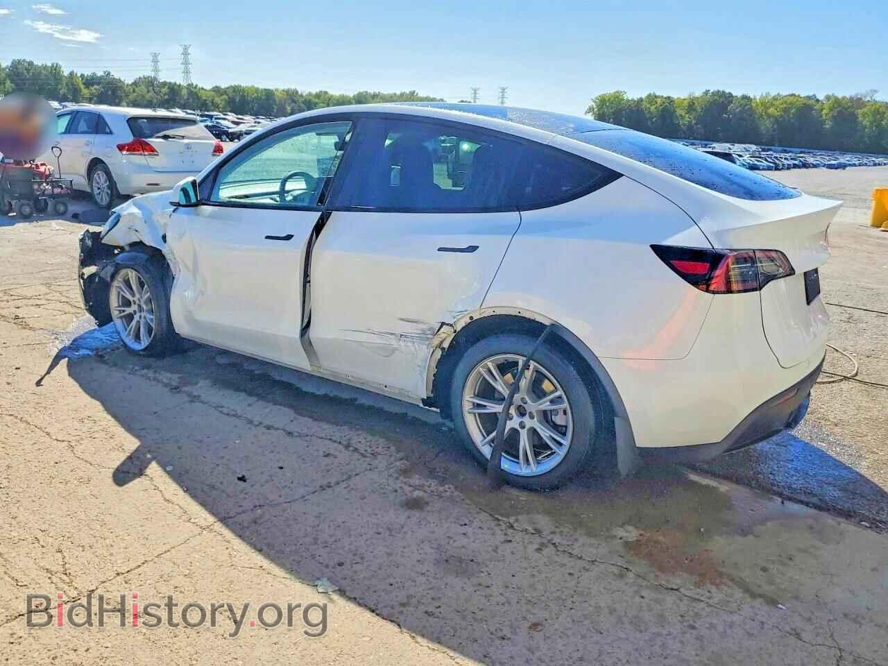 2023 TESLA MODEL Y - VIN: 7SAYGDEE4PA034805 - Photo 2