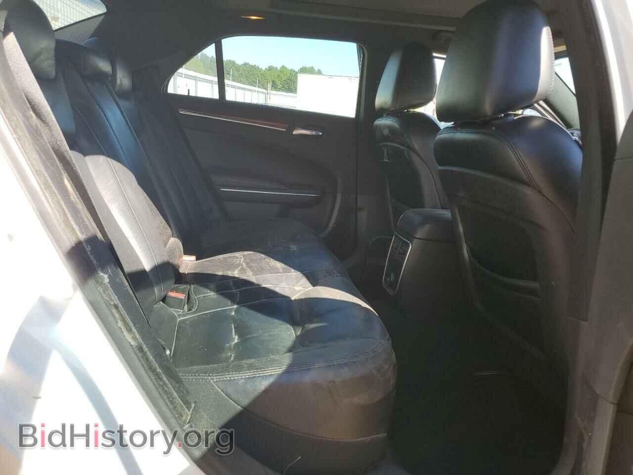 2014 CHRYSLER 300 - VIN: 2C3CCAAG4EH235742 - Фото 10