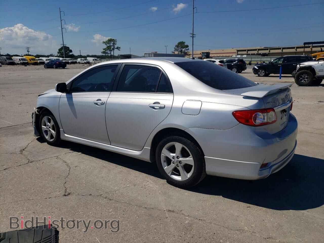 2011 TOYOTA COROLLA - VIN: 2T1BU4EE3BC744869 - Photo 2
