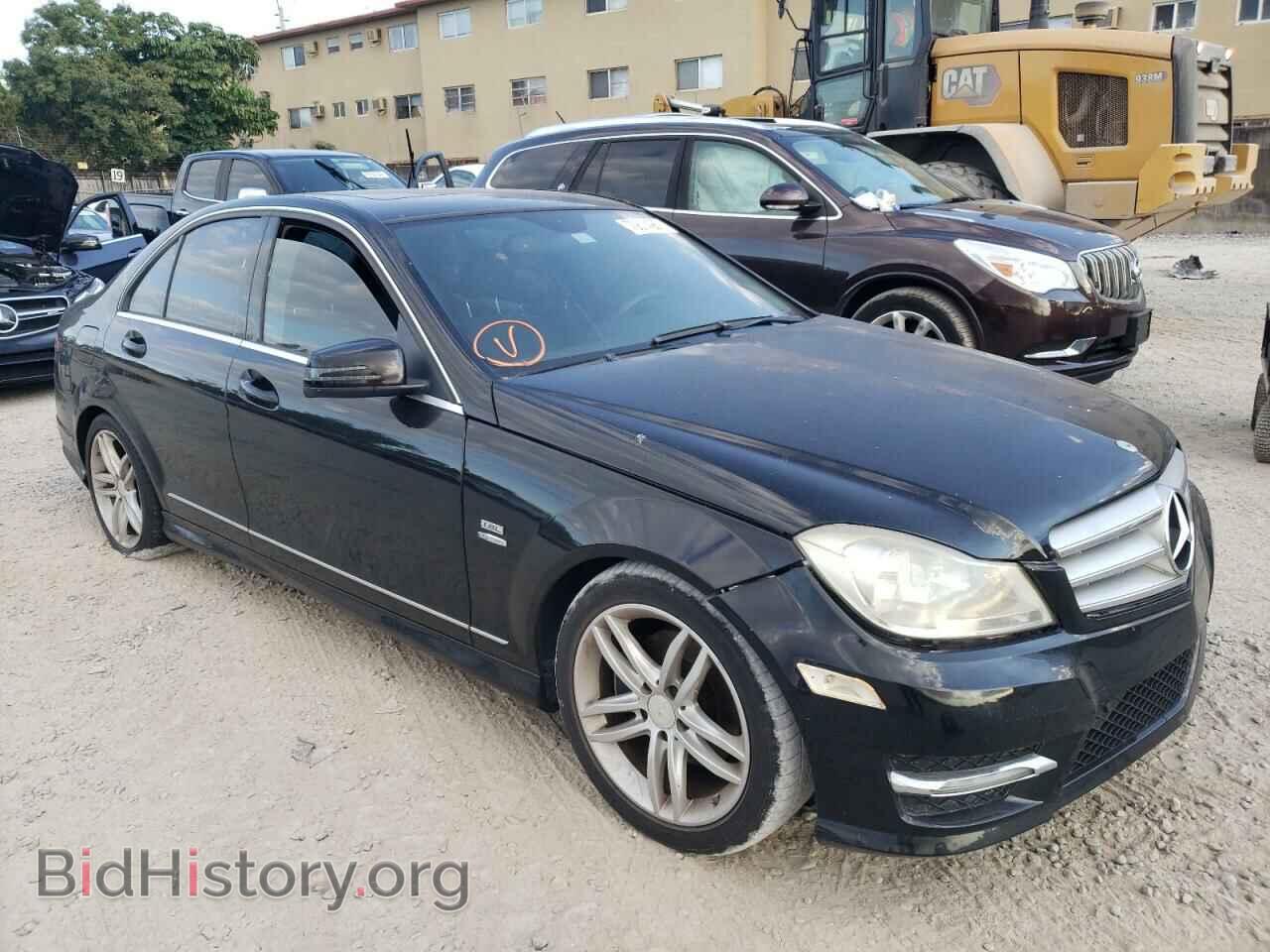2012 MERCEDES-BENZ C-CLASS - VIN: WDDGF4HB4CA652120 - Фото 4