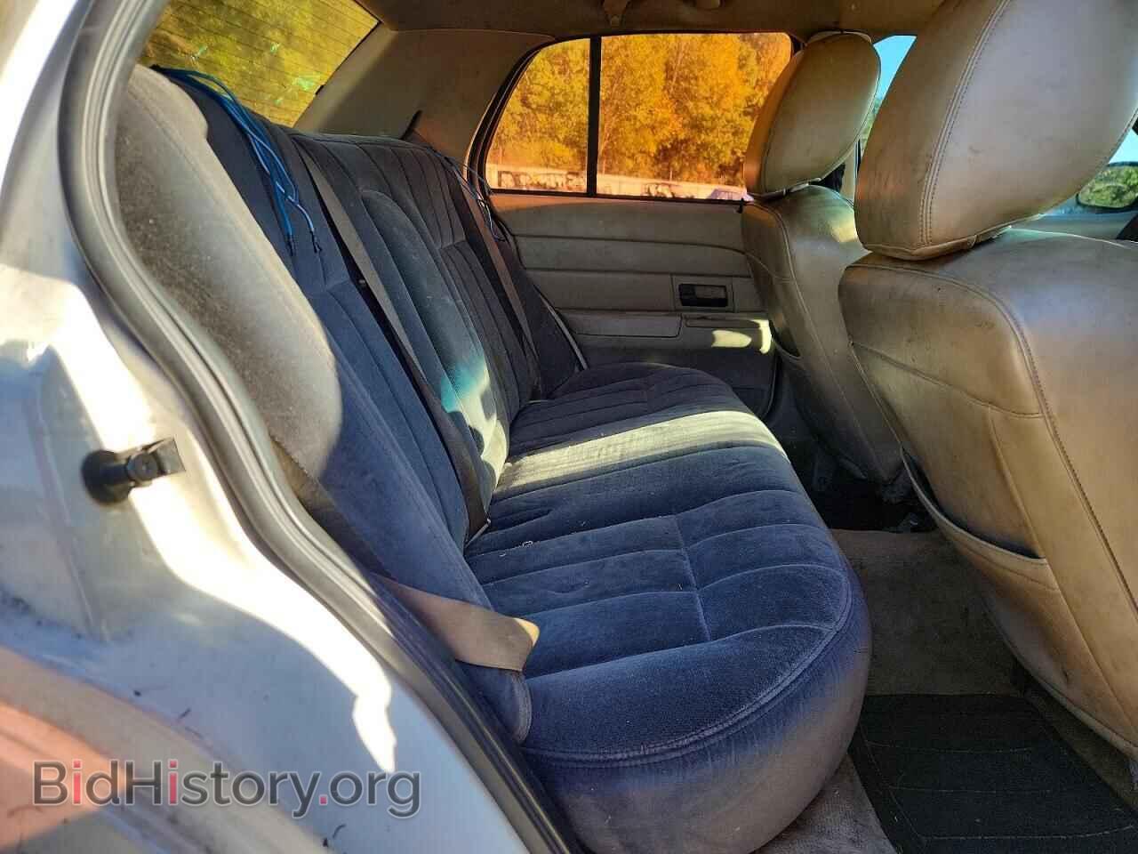 2011 FORD CROWN VIC - VIN: 2FABP7EV8BX184552 - Фото 10
