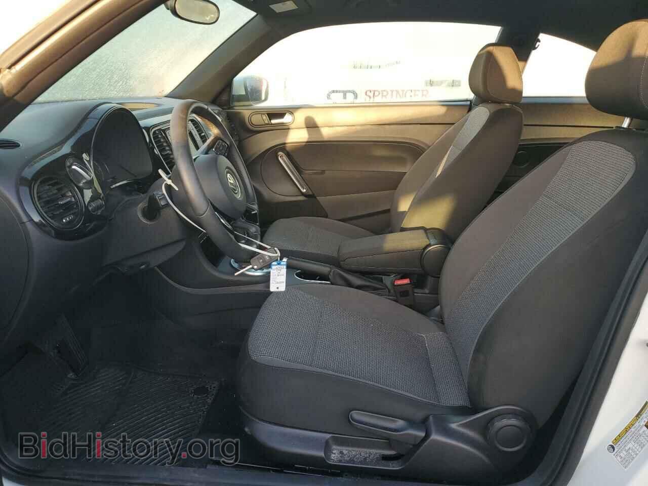 2019 VOLKSWAGEN BEETLE - VIN: 3VWFD7AT3KM711995 - Фото 7