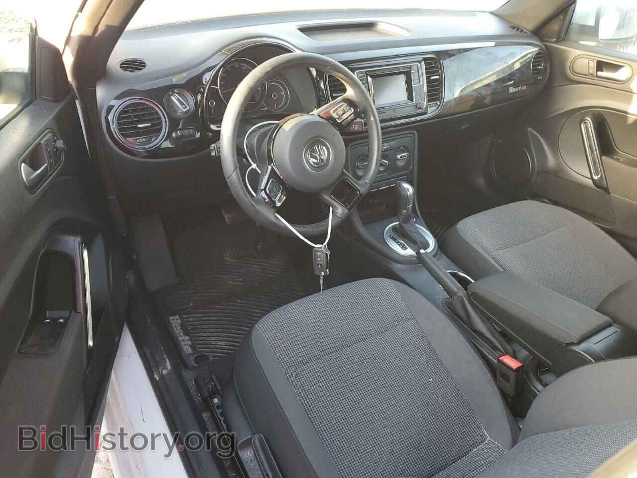 2019 VOLKSWAGEN BEETLE - VIN: 3VWFD7AT3KM711995 - Фото 8