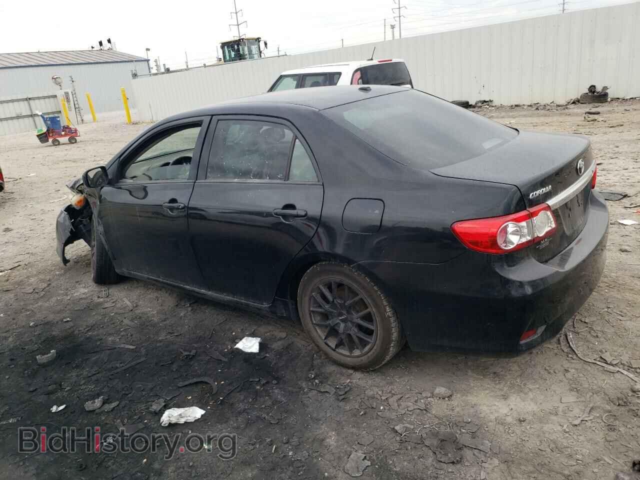 2011 TOYOTA COROLLA - VIN: 2T1BU4EE5BC602541 - Фото 2