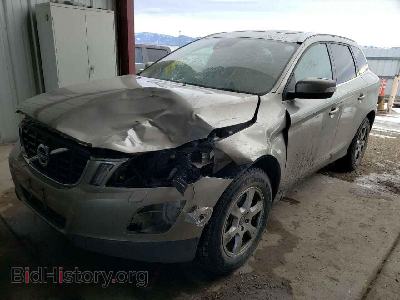 2012 VOLVO XC60 - VIN: YV4940DZ4C2335210 - Фото 2