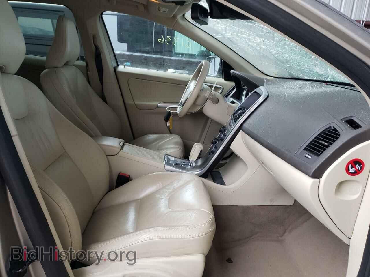 2012 VOLVO XC60 - VIN: YV4940DZ4C2335210 - Фото 5