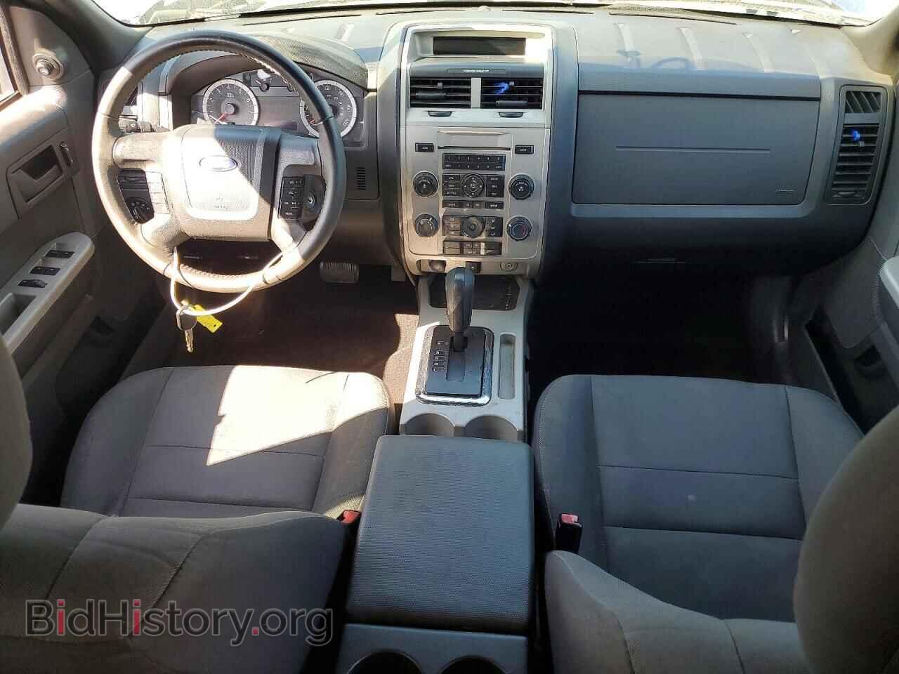 2010 FORD ESCAPE - VIN: 1FMCU0D76AKD28310 - Photo 8