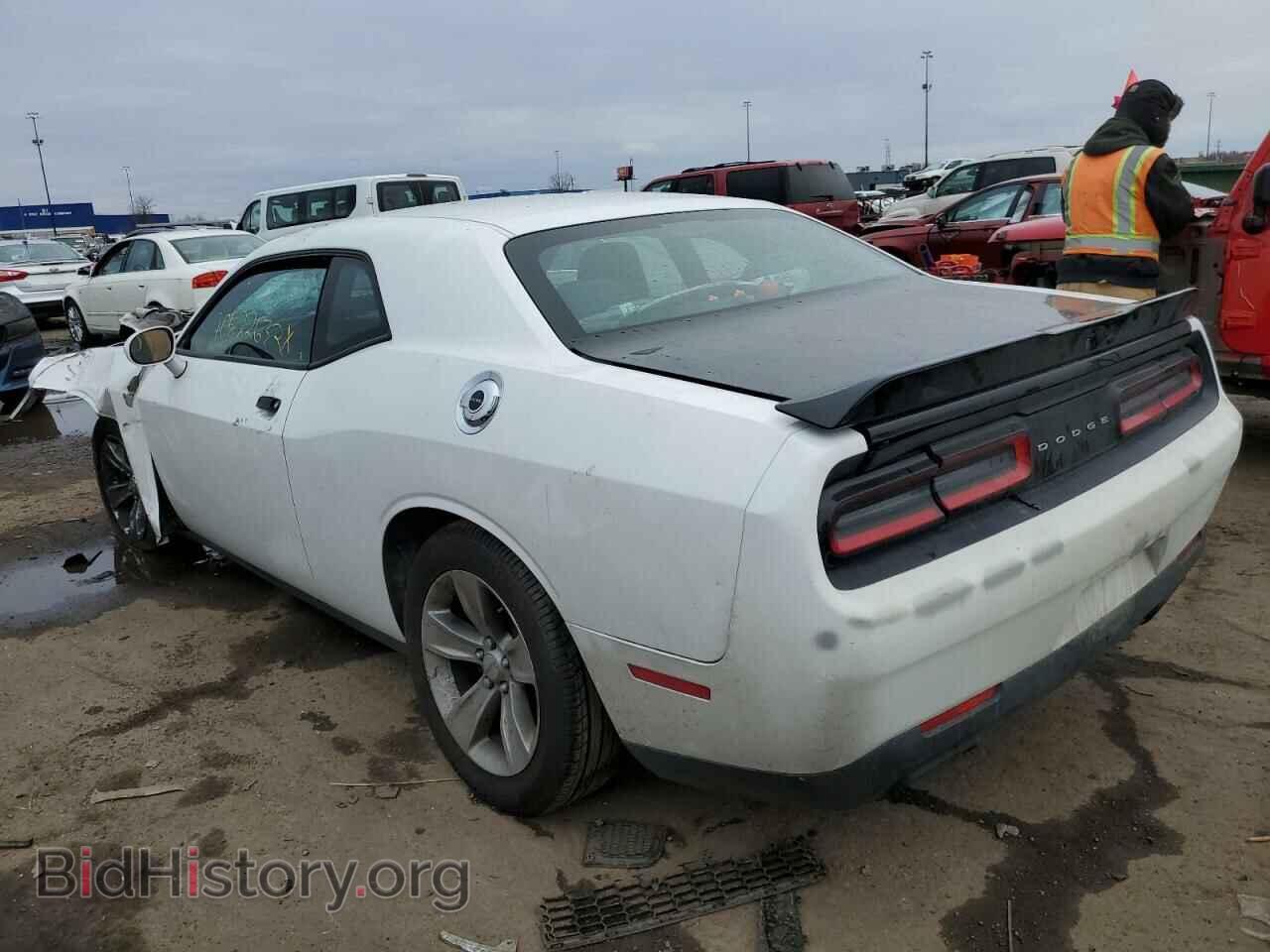 2016 DODGE CHALLENGER - VIN: 2C3CDZAG2GH131247 - Фото 2