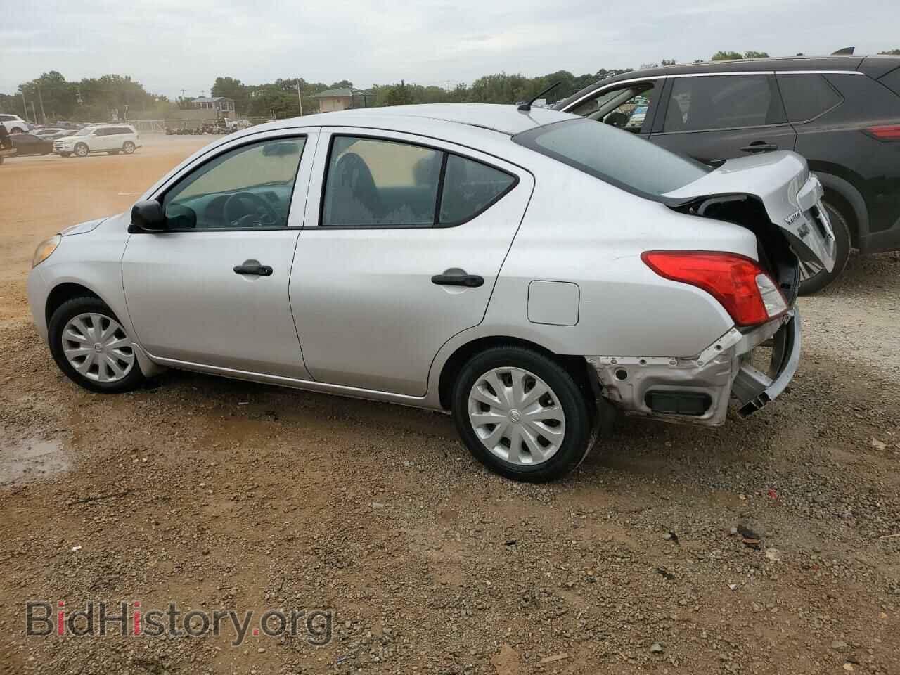 2013 NISSAN VERSA - VIN: 3N1CN7AP1DL842196 - Фото 2