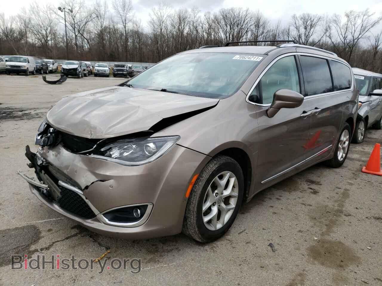 2017 CHRYSLER PACIFICA - VIN: 2C4RC1EG3HR721120 - Фото 2