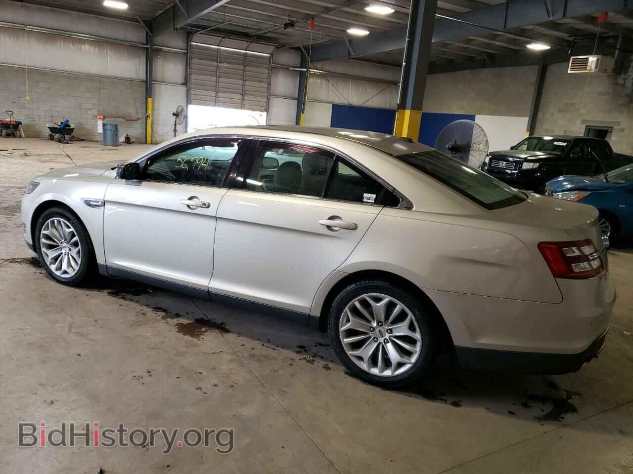2018 FORD TAURUS - VIN: 1FAHP2F82JG127466 - Photo 2
