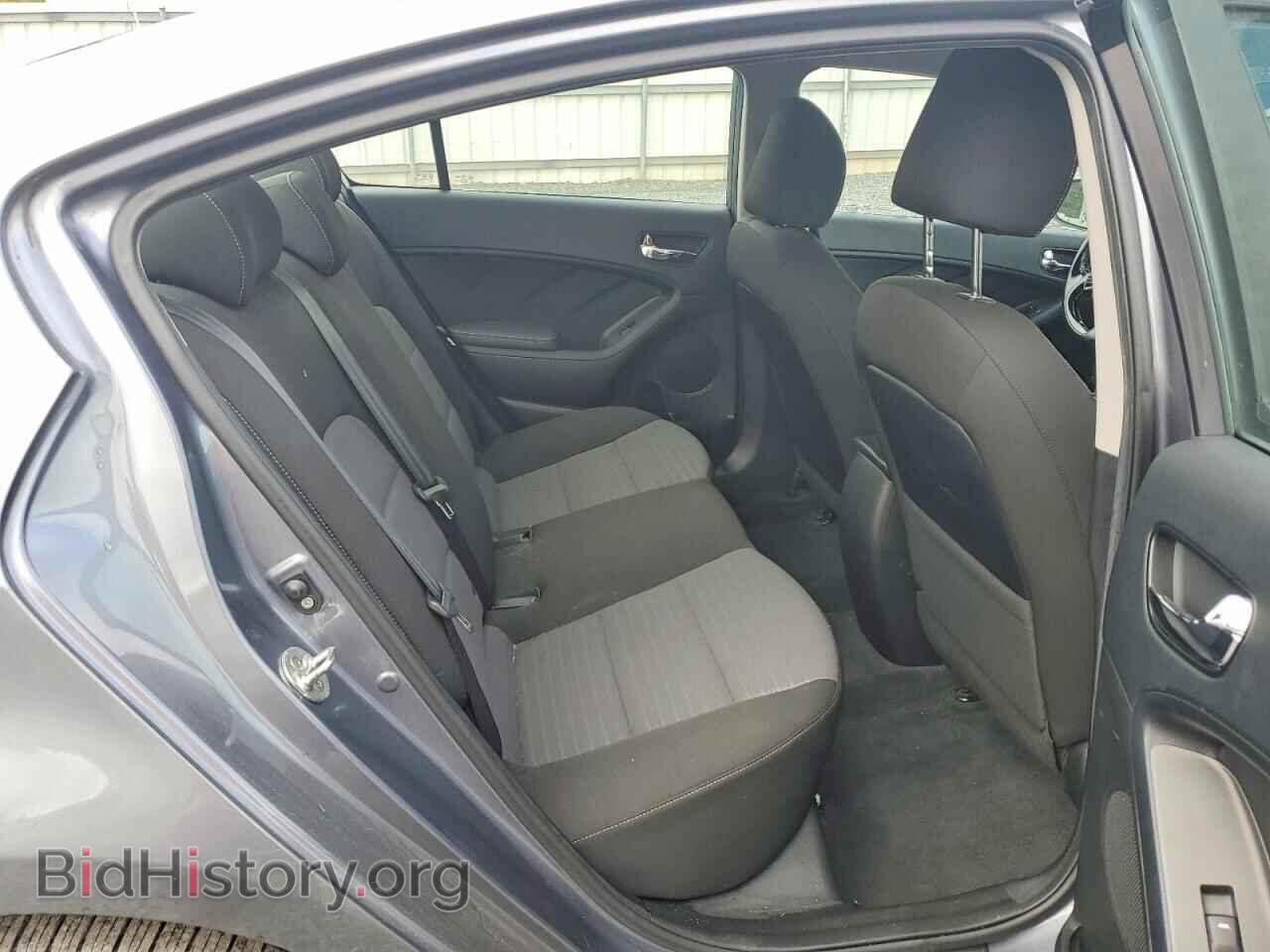 2018 KIA FORTE - VIN: 3KPFL4A73JE170950 - Photo 10