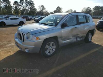 2010 Jeep COMPASS Compass SP, серебристый — VIN 1J4NT4FA3AD555792, Copart