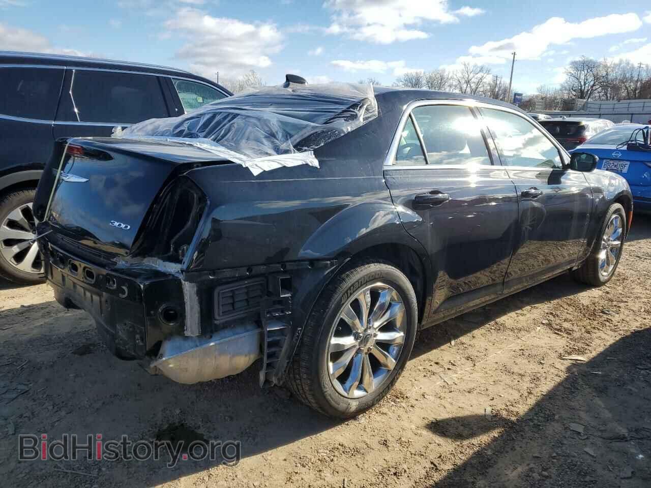 2016 CHRYSLER 300 - VIN: 2C3CCARG4GH213232 - Фото 3