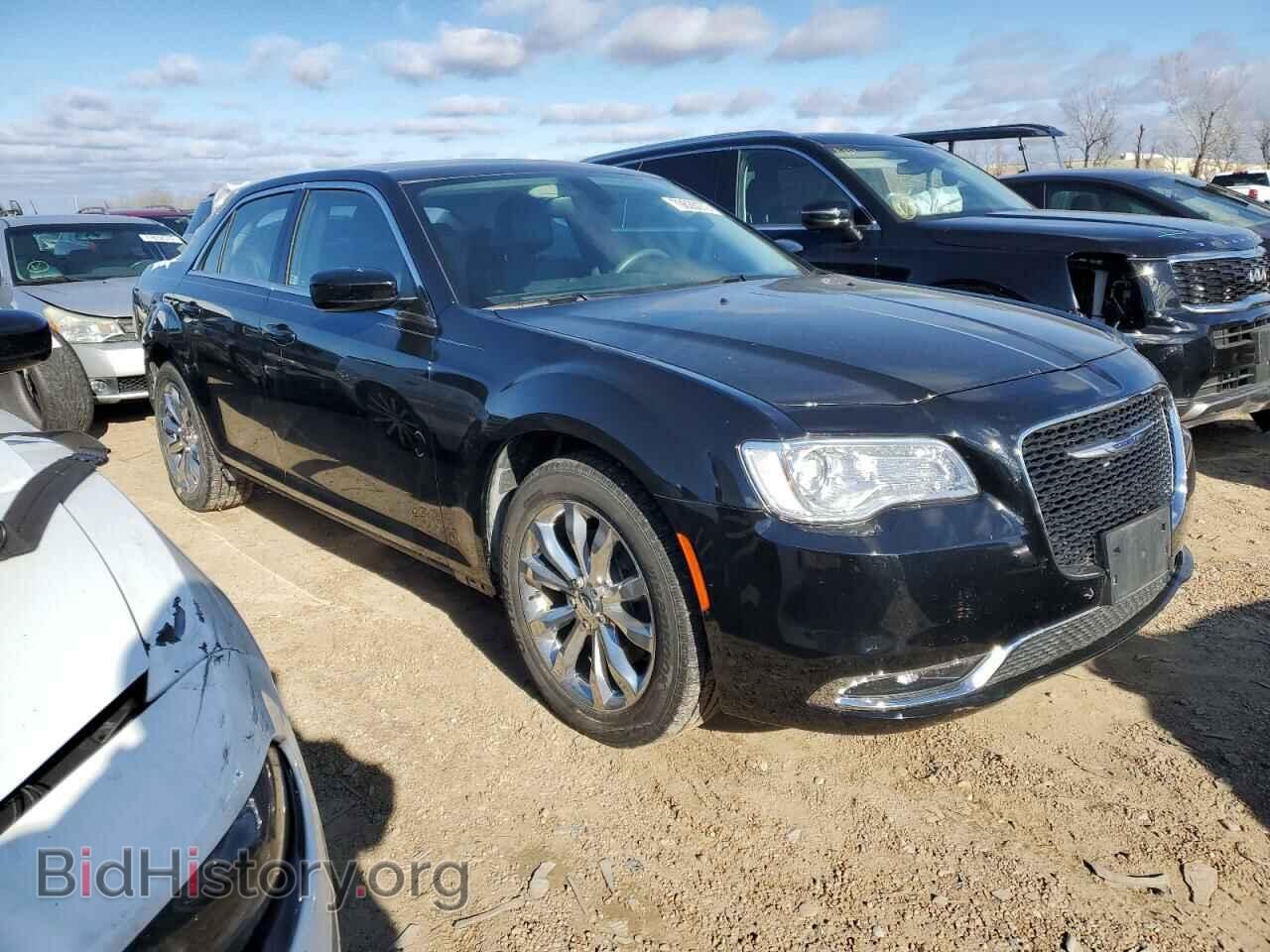 2016 CHRYSLER 300 - VIN: 2C3CCARG4GH213232 - Фото 4