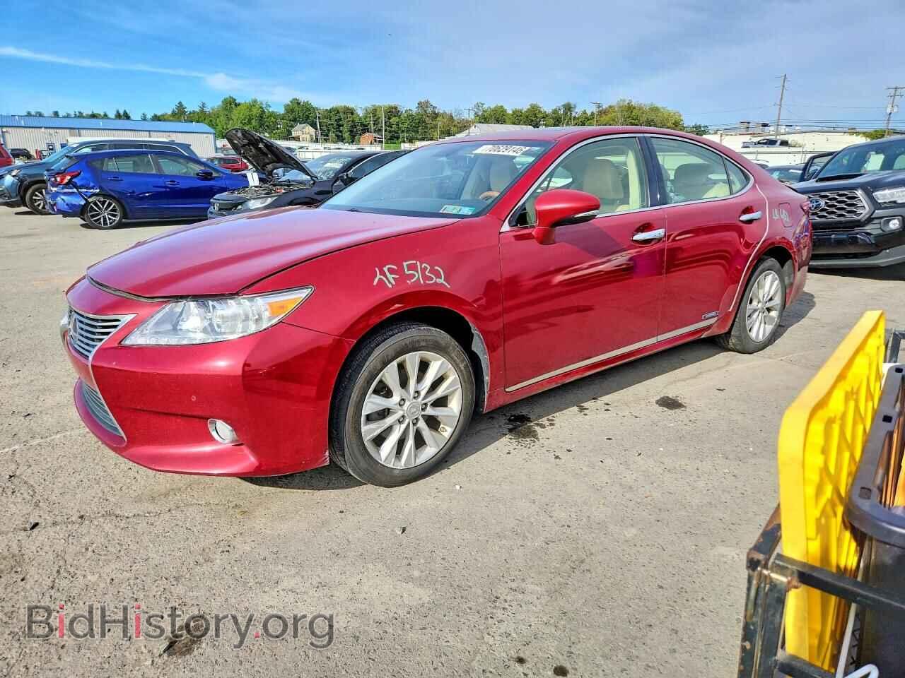Фотография JTHBW1GG5D2000200 - LEXUS ES300 2013